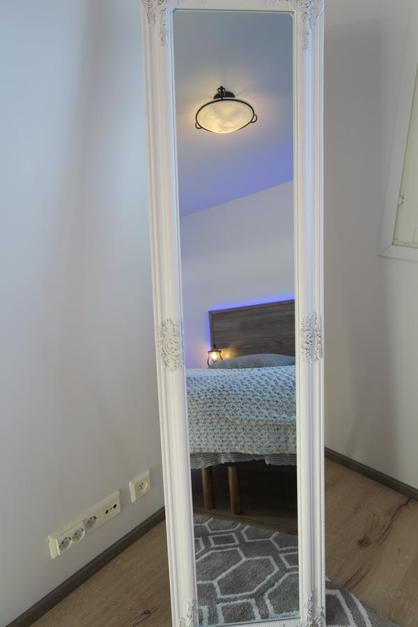 Apartments Huili Тахковуори Екстериор снимка