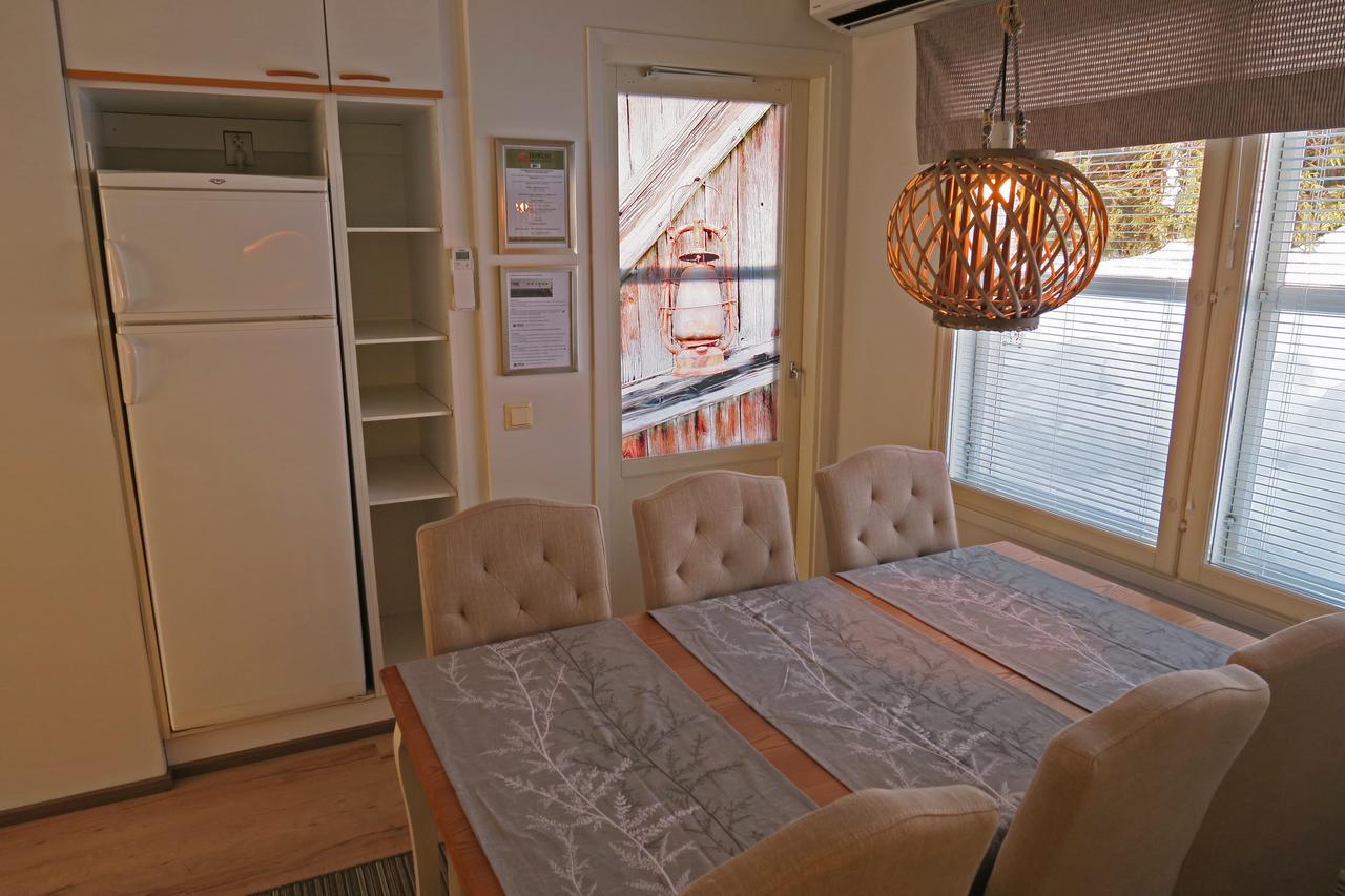 Apartments Huili Тахковуори Екстериор снимка